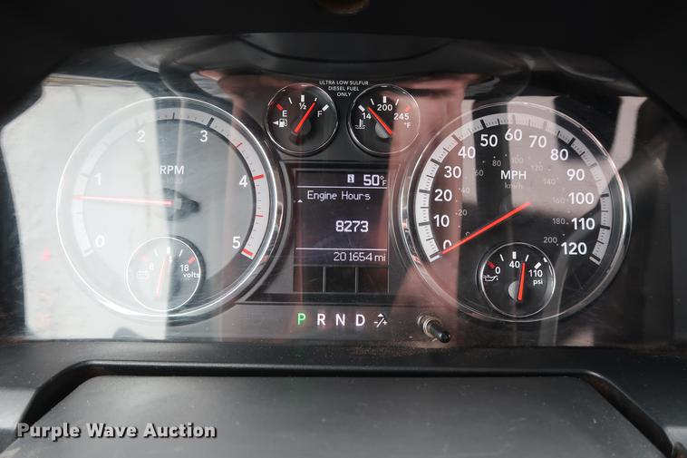 image for item DG3332 2012 Dodge Ram 2500 Crew Cab pickup truck cab and chassis