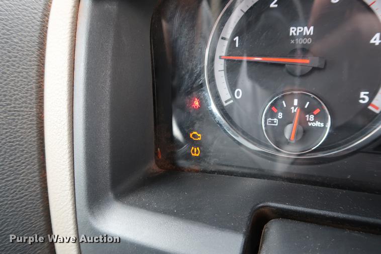 image for item DG3332 2012 Dodge Ram 2500 Crew Cab pickup truck cab and chassis