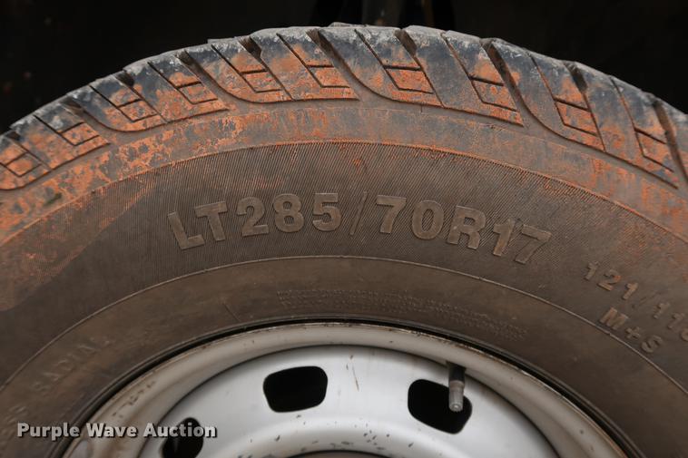 image for item DG3332 2012 Dodge Ram 2500 Crew Cab pickup truck cab and chassis