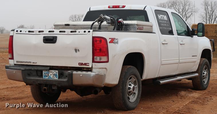 image for item DG3333 2012 GMC Sierra 2500HD SLT Z71 Crew Cab pickup truck
