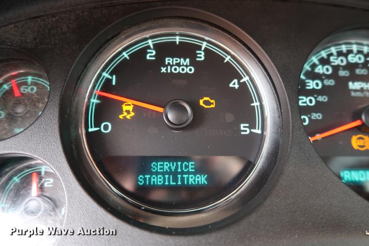 image for item DG3333 2012 GMC Sierra 2500HD SLT Z71 Crew Cab pickup truck