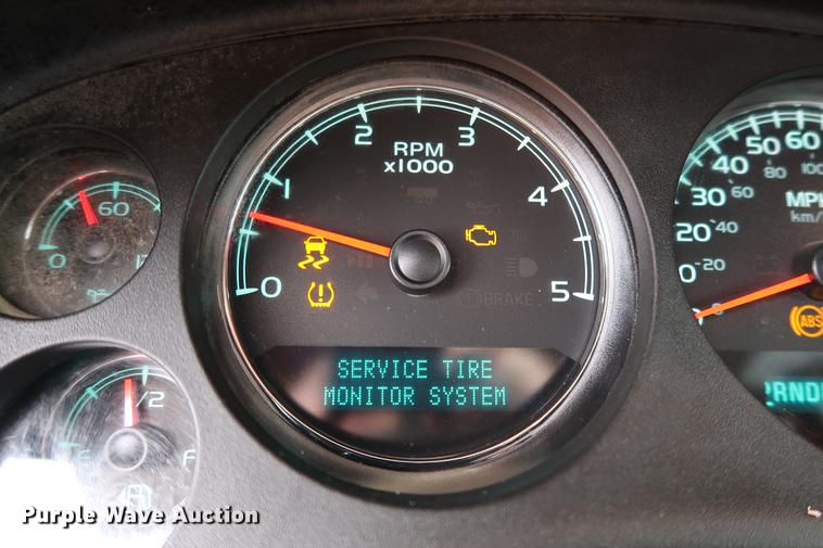 image for item DG3333 2012 GMC Sierra 2500HD SLT Z71 Crew Cab pickup truck