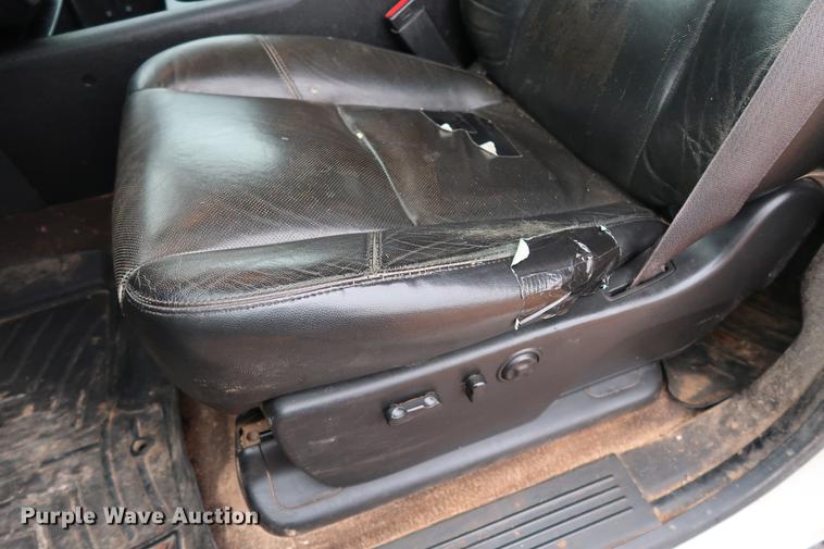 image for item DG3333 2012 GMC Sierra 2500HD SLT Z71 Crew Cab pickup truck