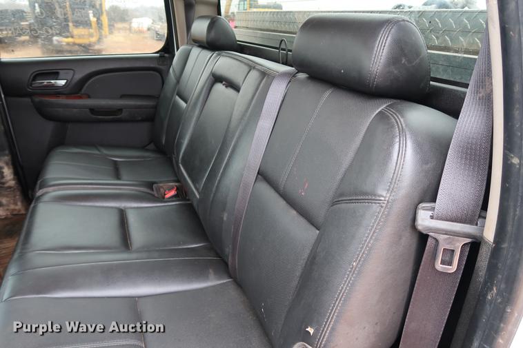 image for item DG3333 2012 GMC Sierra 2500HD SLT Z71 Crew Cab pickup truck