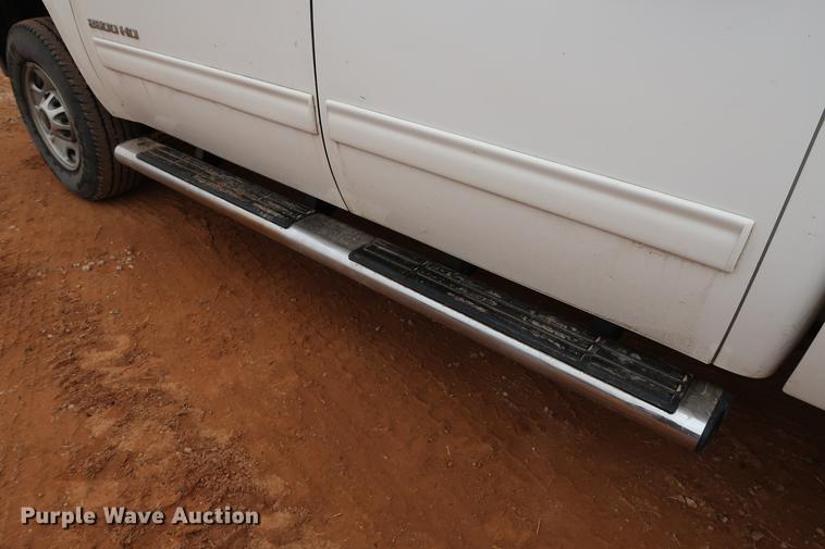 image for item DG3333 2012 GMC Sierra 2500HD SLT Z71 Crew Cab pickup truck