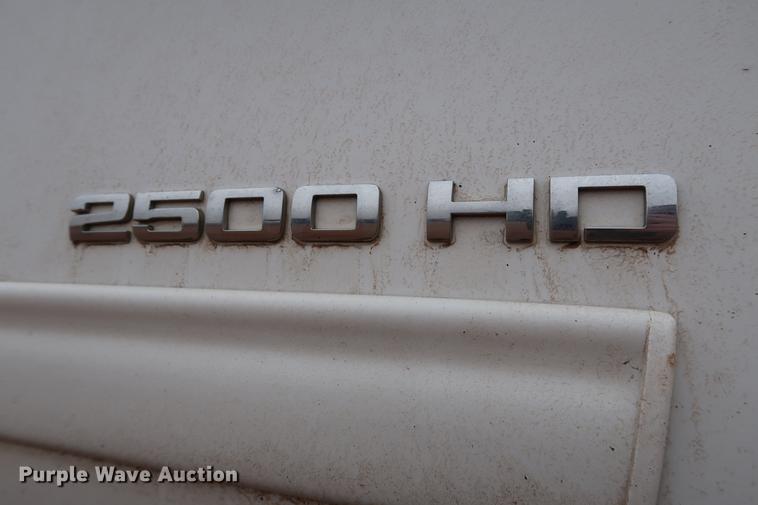 image for item DG3333 2012 GMC Sierra 2500HD SLT Z71 Crew Cab pickup truck