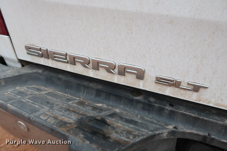 image for item DG3333 2012 GMC Sierra 2500HD SLT Z71 Crew Cab pickup truck