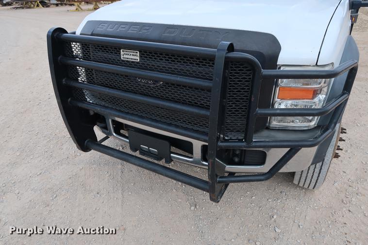 image for item DG3337 2008 Ford F550 XL Super Duty Crew Cab flatbed pickup truck