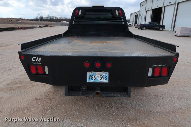 image for item DG3337 2008 Ford F550 XL Super Duty Crew Cab flatbed pickup truck