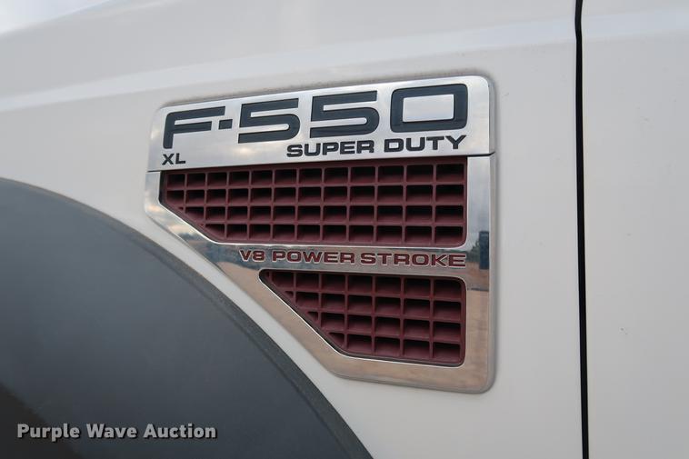 image for item DG3337 2008 Ford F550 XL Super Duty Crew Cab flatbed pickup truck