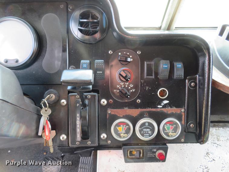 image for item DG3796 2003 Freightliner MT45 box truck