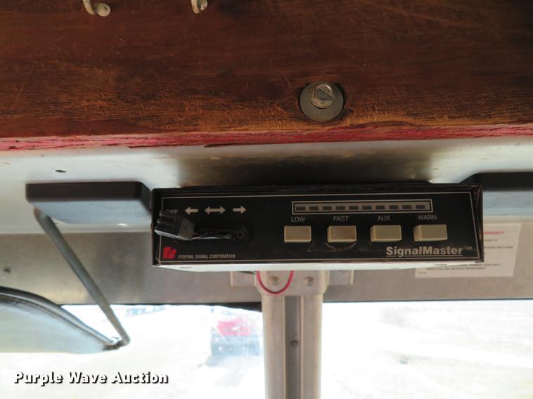 image for item DG3796 2003 Freightliner MT45 box truck