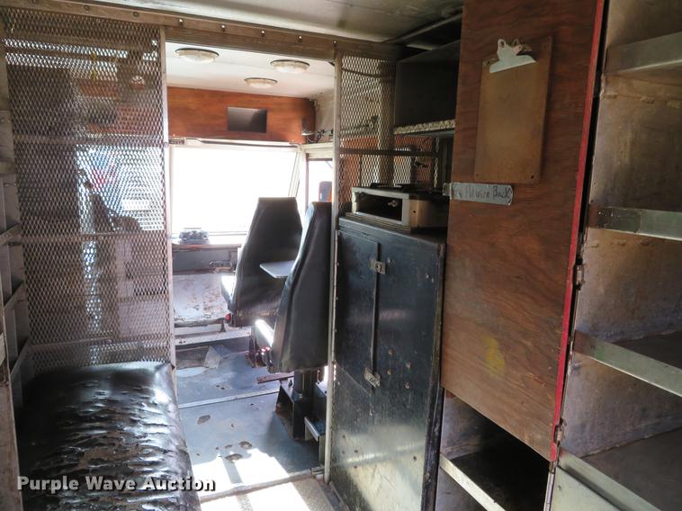 image for item DG3796 2003 Freightliner MT45 box truck