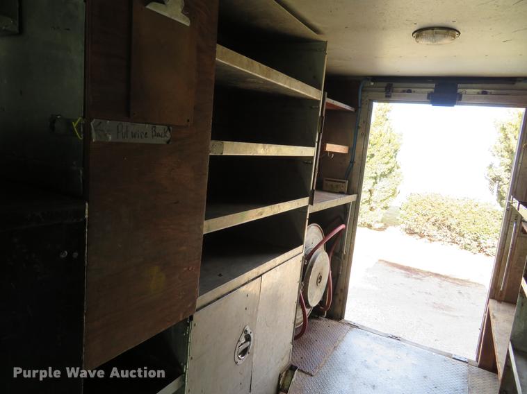 image for item DG3796 2003 Freightliner MT45 box truck