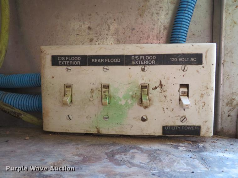 image for item DG3796 2003 Freightliner MT45 box truck