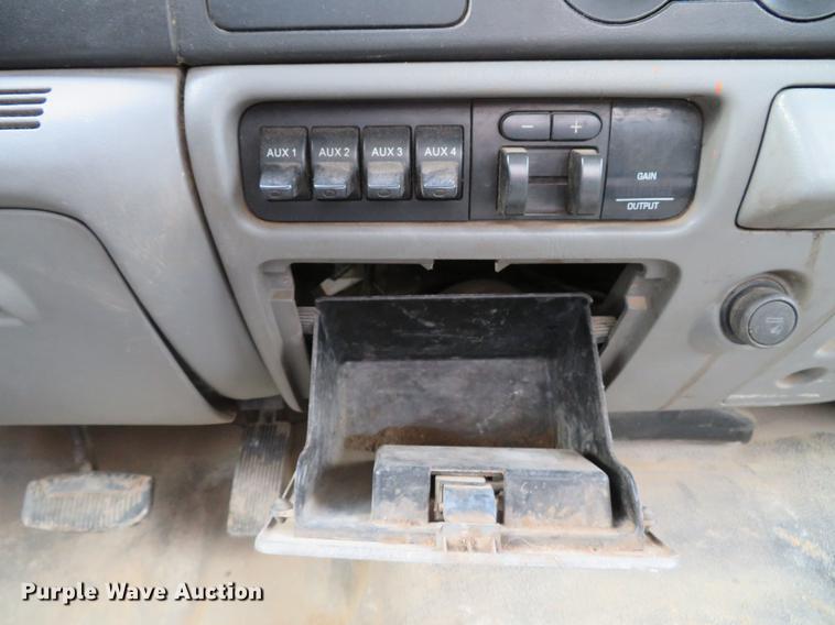 image for item DG3818 2007 Ford F550 Super Duty XL utility truck