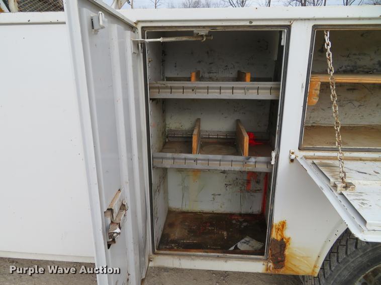 image for item DG3818 2007 Ford F550 Super Duty XL utility truck