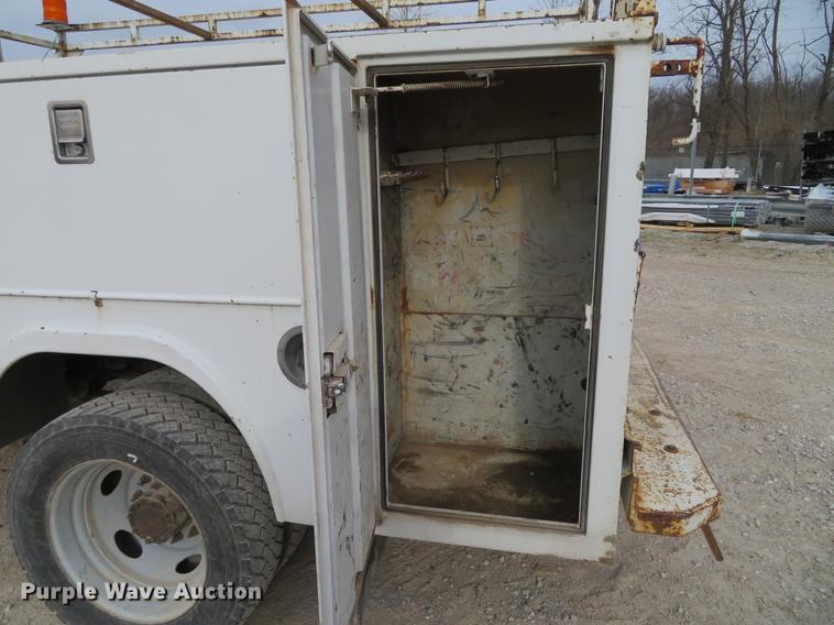 image for item DG3818 2007 Ford F550 Super Duty XL utility truck