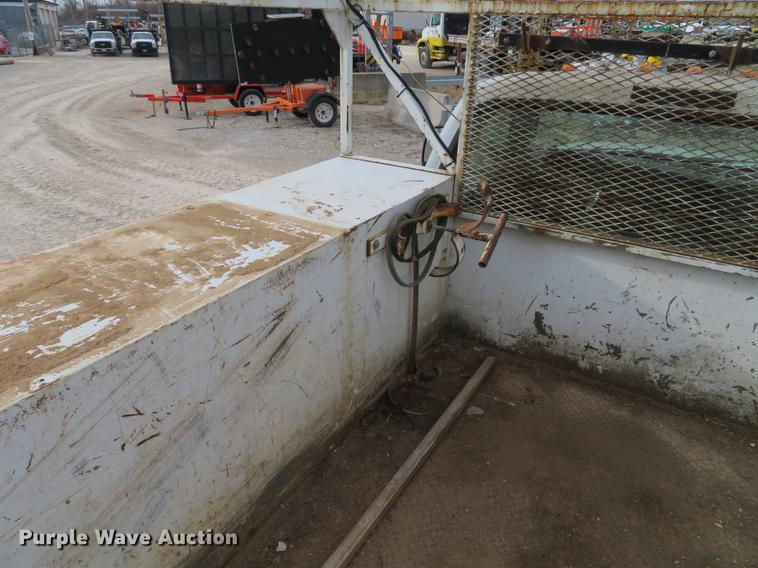 image for item DG3818 2007 Ford F550 Super Duty XL utility truck