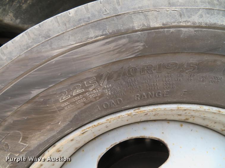 image for item DG3818 2007 Ford F550 Super Duty XL utility truck