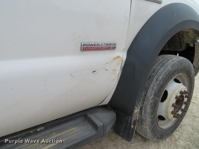 image for item DG3818 2007 Ford F550 Super Duty XL utility truck