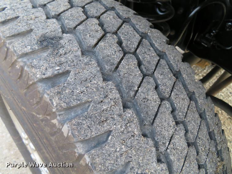 image for item DG3827 2011 Ford F250 Super Duty XL pickup truck