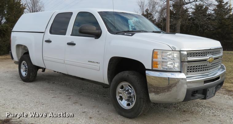 image for item DG3828 2010 Chevrolet Silverado 2500HD Crew Cab pickup truck