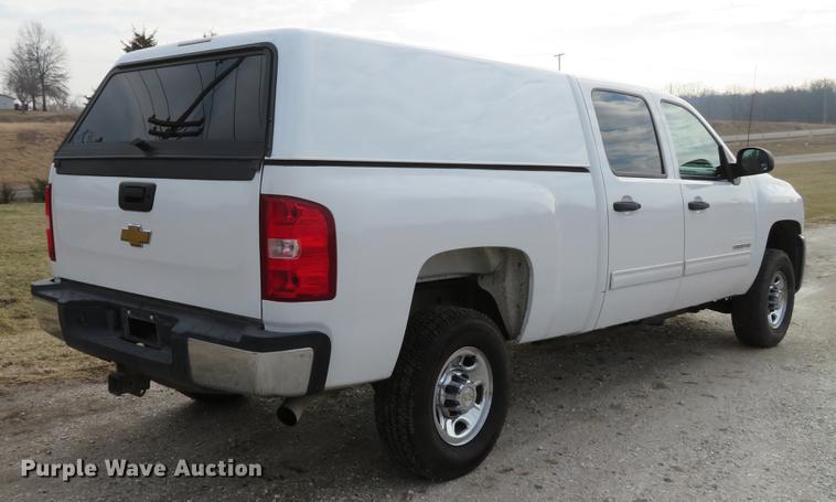 image for item DG3828 2010 Chevrolet Silverado 2500HD Crew Cab pickup truck