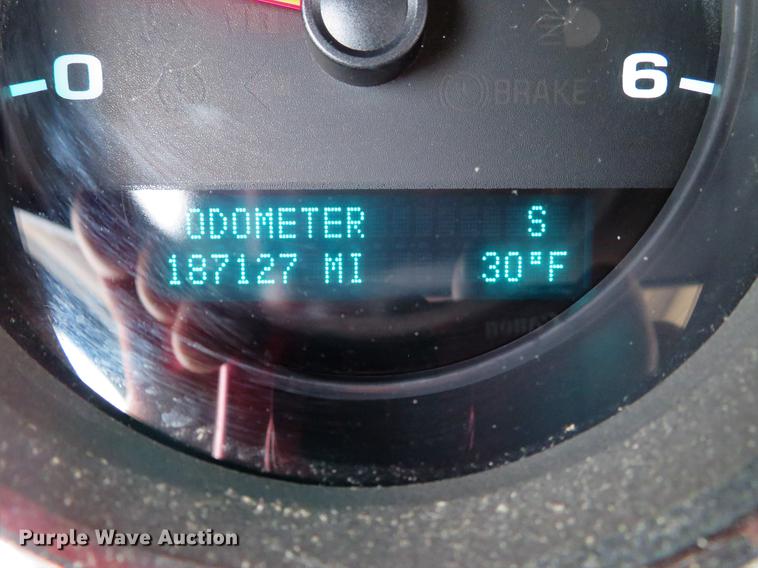 image for item DG3828 2010 Chevrolet Silverado 2500HD Crew Cab pickup truck