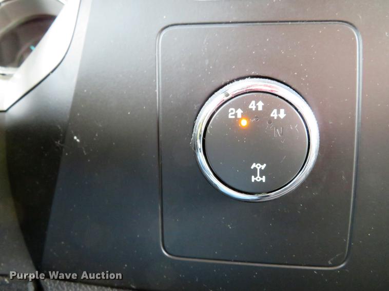 image for item DG3828 2010 Chevrolet Silverado 2500HD Crew Cab pickup truck