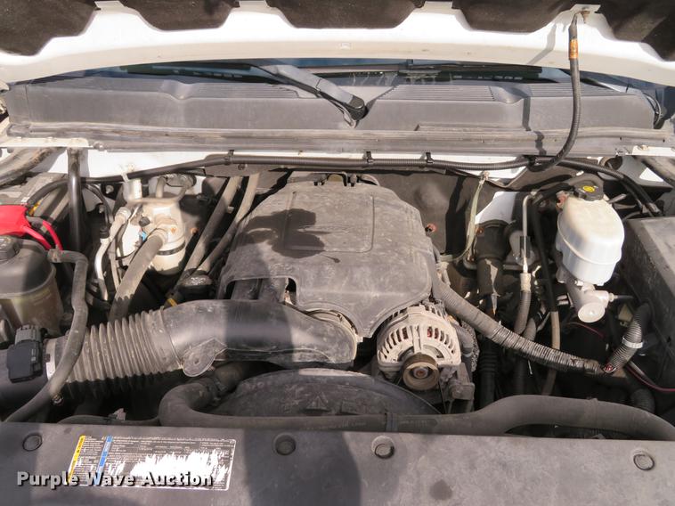 image for item DG3828 2010 Chevrolet Silverado 2500HD Crew Cab pickup truck