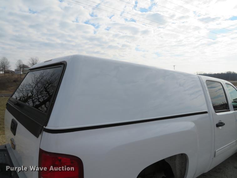 image for item DG3828 2010 Chevrolet Silverado 2500HD Crew Cab pickup truck