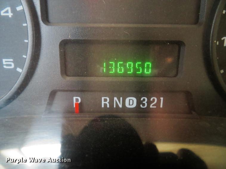 image for item DG3830 2006 Ford F250 Super Duty XLT Crew Cab pickup truck