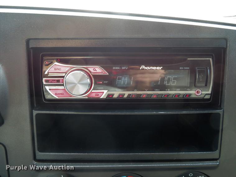 image for item DG3830 2006 Ford F250 Super Duty XLT Crew Cab pickup truck