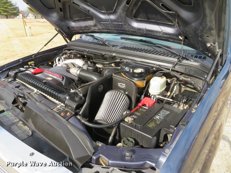 image for item DG3830 2006 Ford F250 Super Duty XLT Crew Cab pickup truck