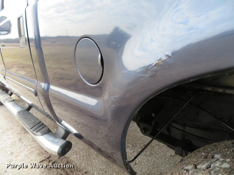 image for item DG3830 2006 Ford F250 Super Duty XLT Crew Cab pickup truck