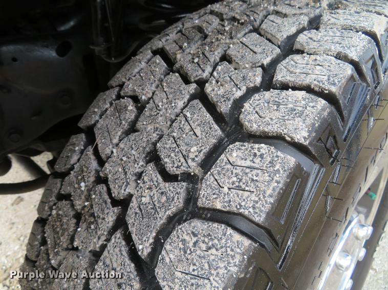 image for item DG3830 2006 Ford F250 Super Duty XLT Crew Cab pickup truck