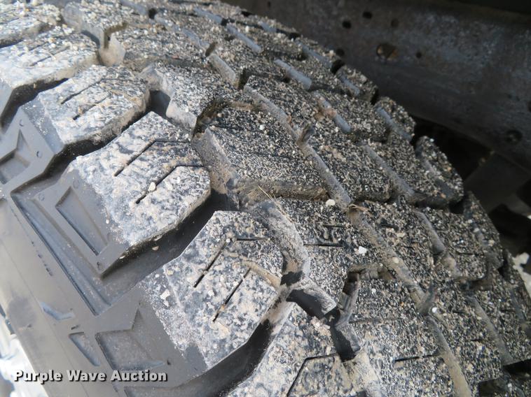 image for item DG3830 2006 Ford F250 Super Duty XLT Crew Cab pickup truck