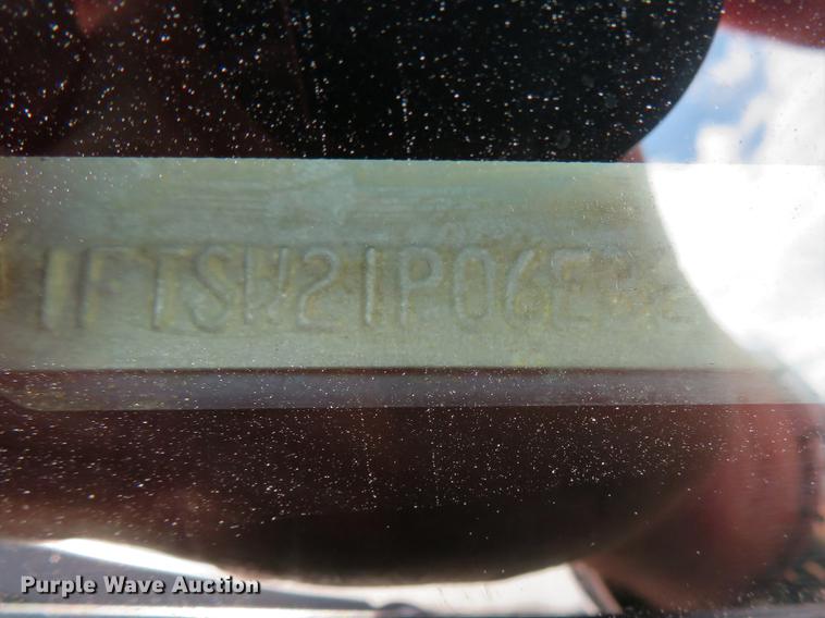 image for item DG3830 2006 Ford F250 Super Duty XLT Crew Cab pickup truck