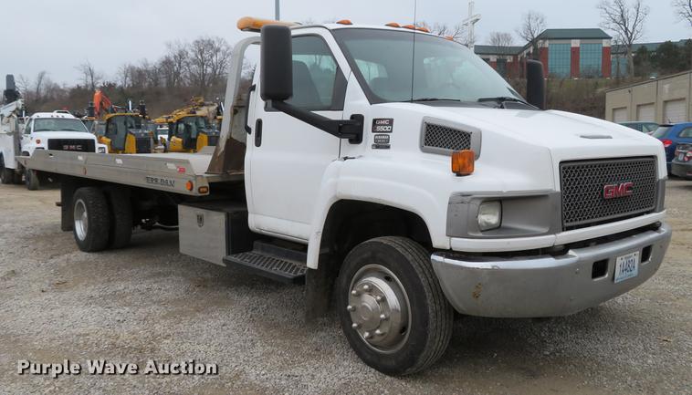 image for item DG3836 2007 GMC C5500 rollback truck