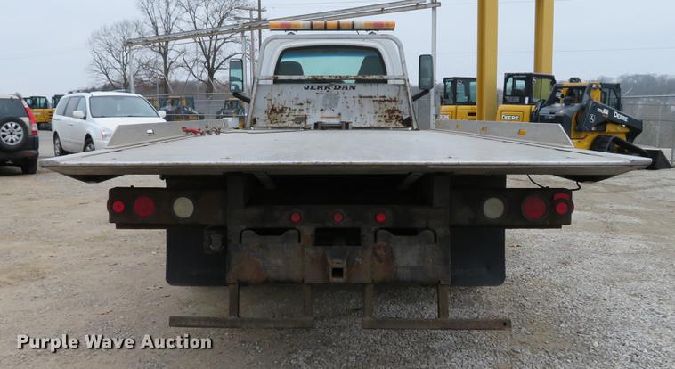 image for item DG3836 2007 GMC C5500 rollback truck