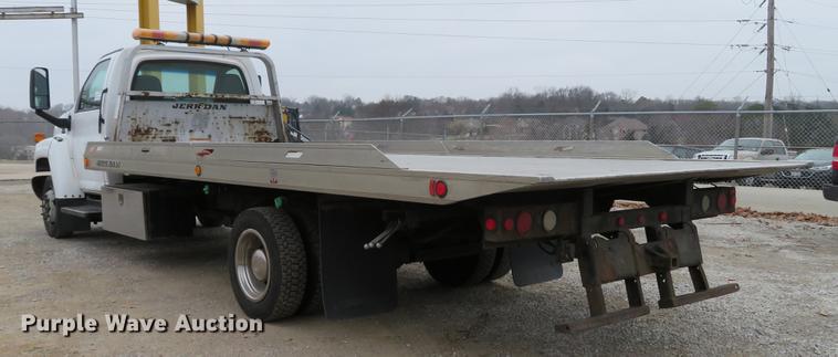 image for item DG3836 2007 GMC C5500 rollback truck
