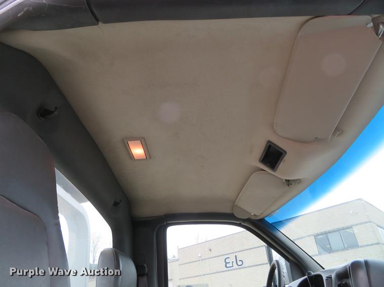 image for item DG3836 2007 GMC C5500 rollback truck