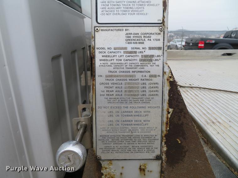 image for item DG3836 2007 GMC C5500 rollback truck