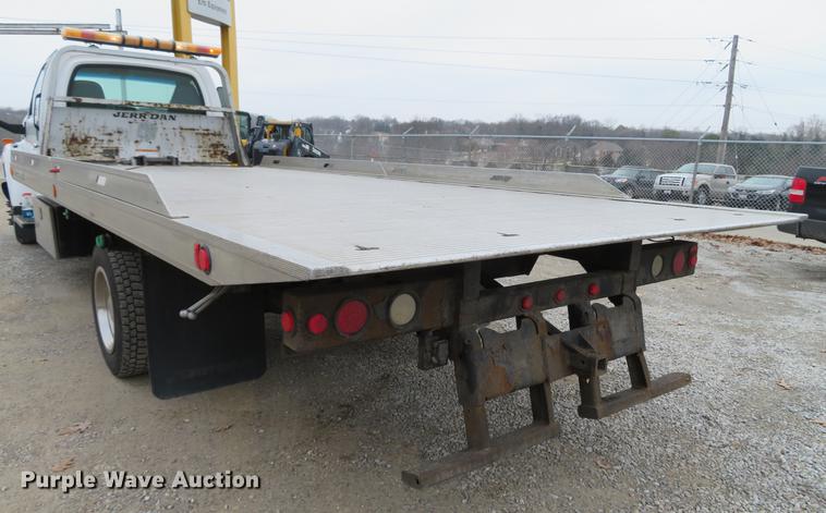 image for item DG3836 2007 GMC C5500 rollback truck