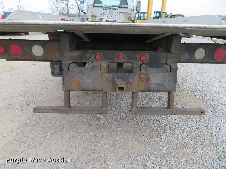 image for item DG3836 2007 GMC C5500 rollback truck