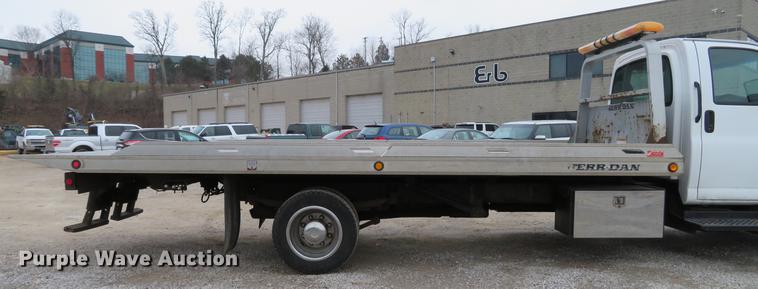 image for item DG3836 2007 GMC C5500 rollback truck