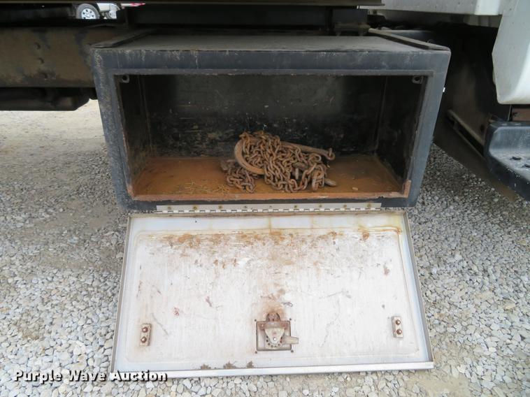 image for item DG3836 2007 GMC C5500 rollback truck