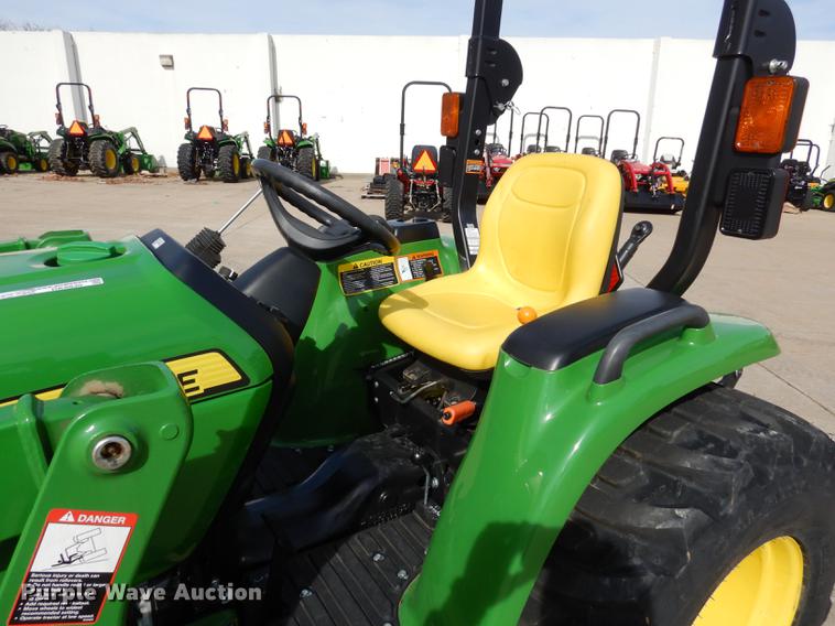 image for item DK9830 2017 John Deere 3025E MFWD tractor