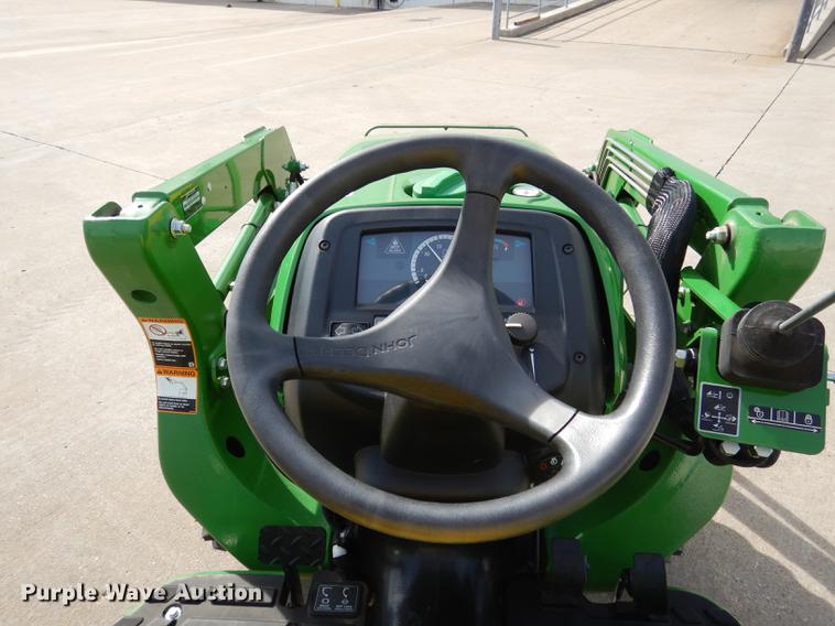 image for item DK9830 2017 John Deere 3025E MFWD tractor